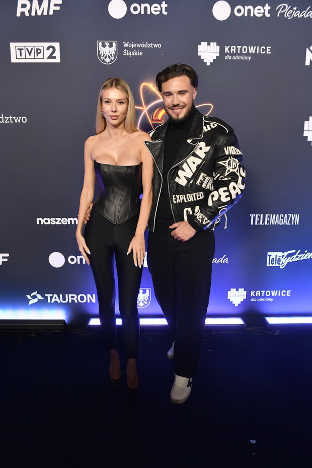 Leon Myszkowski z narzeczoną Ksenią, Sylwester TVP 2025