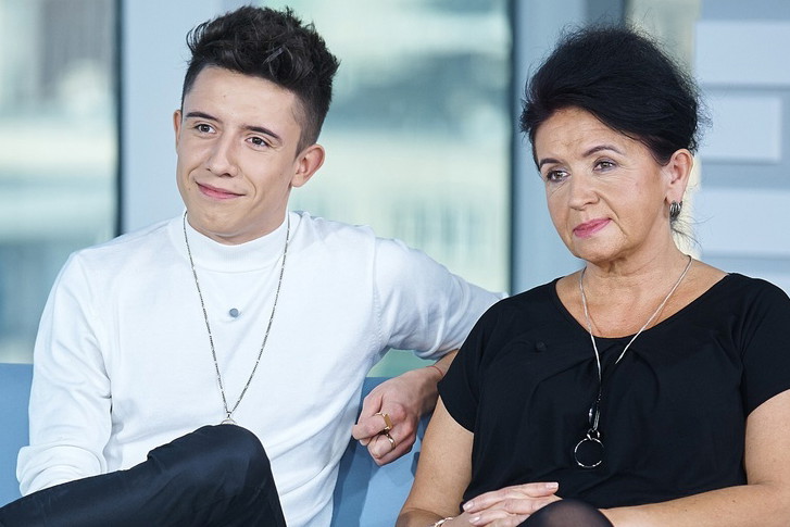 Dawid Kwiatkowski z mamą