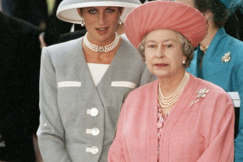 Elżbieta II i księżna Diana w Londynie
