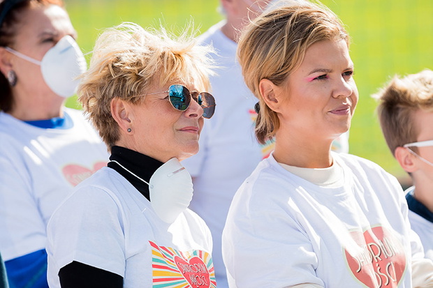 Marta Manowska i Iwona, Sanatorium Miłości