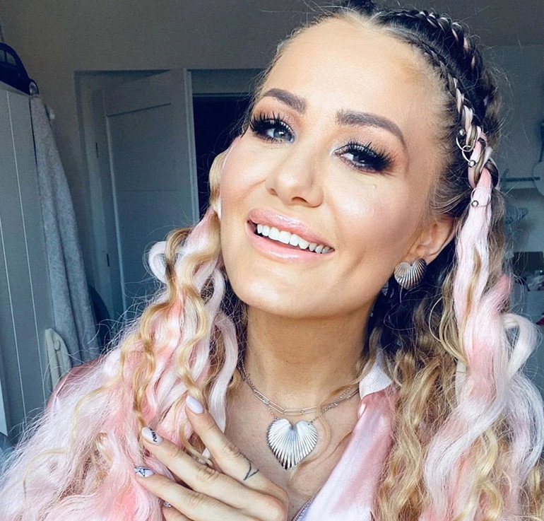 Ewa Mrozowska z synem