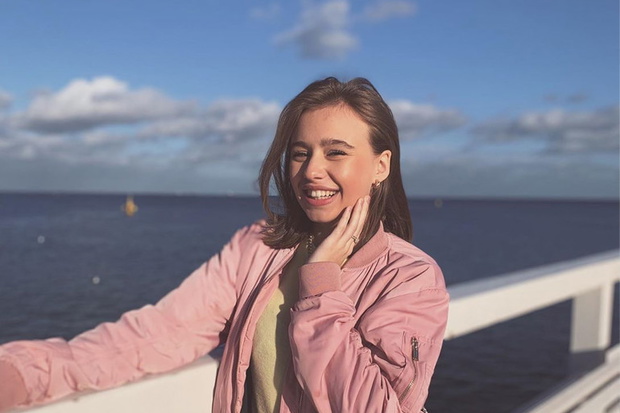 Oliwia Bieniuk w stylizacji na wiosnę 2020