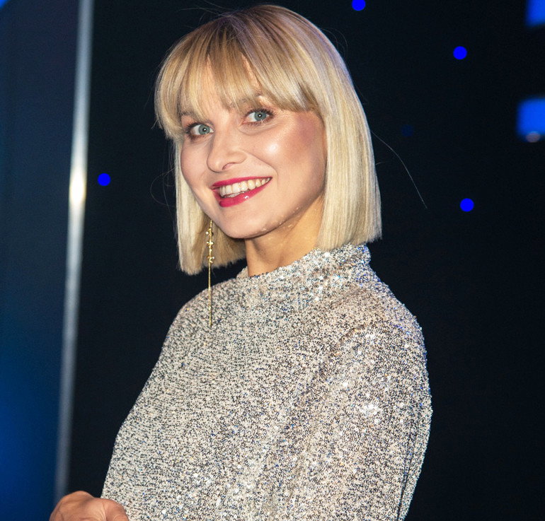 Joanna Moro w cekinowej sukience
