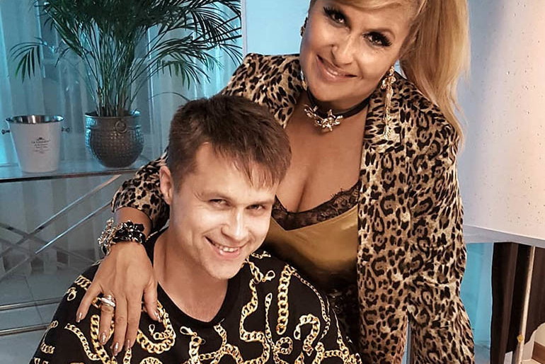 Maciej Zakościelny i Katarzyna Skrzynecka w filmie "Kogel Mogel"