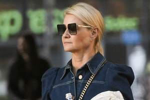 Małgorzata Kożuchowska z torebką Yves Saint Laurent