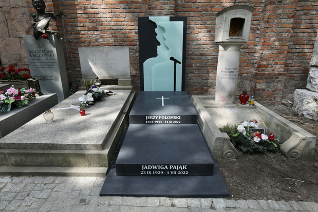 Nowy grób Jerzego Po?omskiego