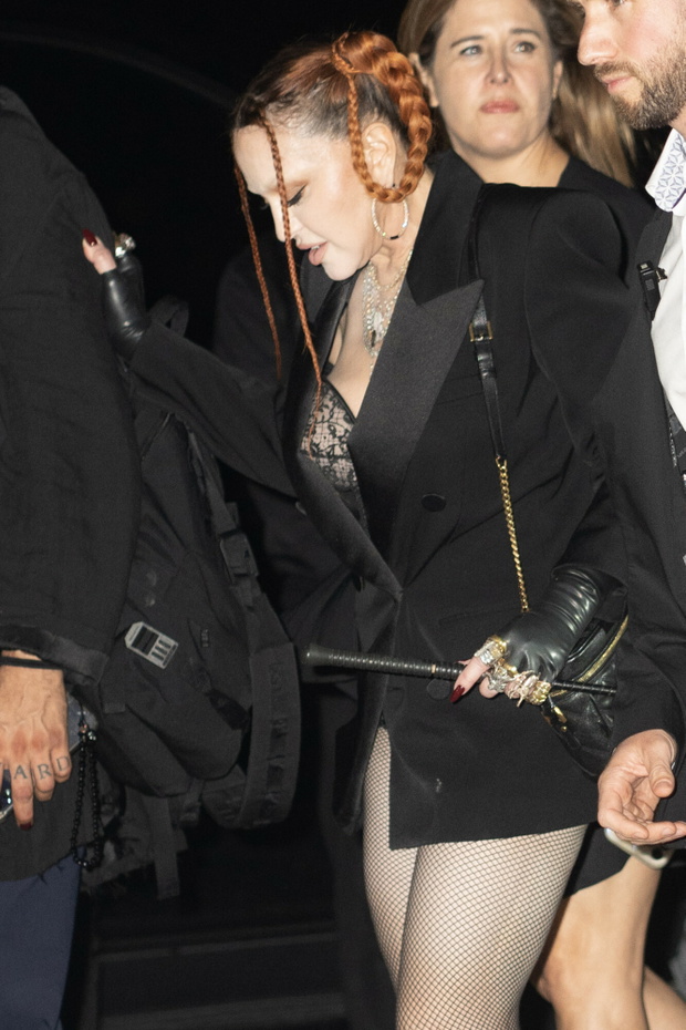 Madonna w mini