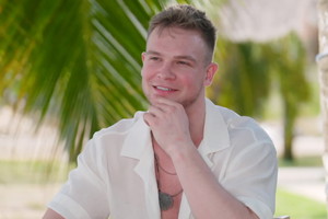 Fani twierdzą, że Miłosz jest w związku z inną uczestniczką Hotelu Paradise All Stars