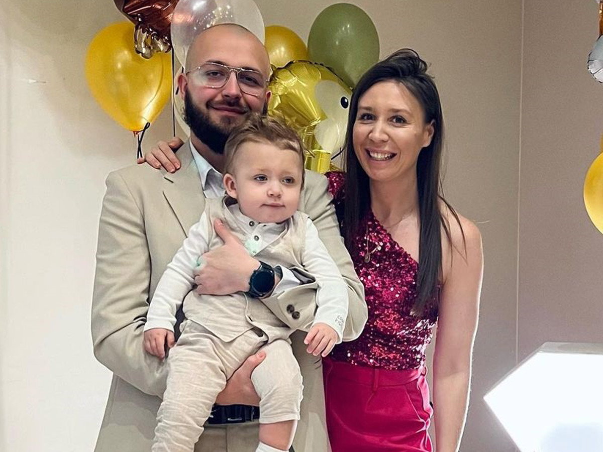 Aneta i Robert ze Ślubu od pierwszego wejrzenia na roczku syna