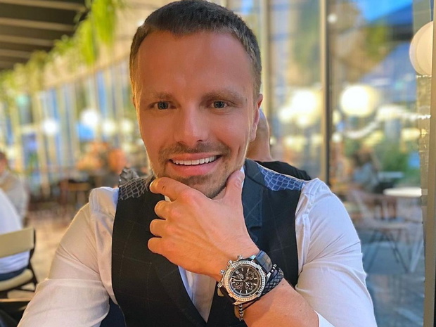 Marcin Hakiel podzielił się zdjęciem z synem i ma powody do świętowania