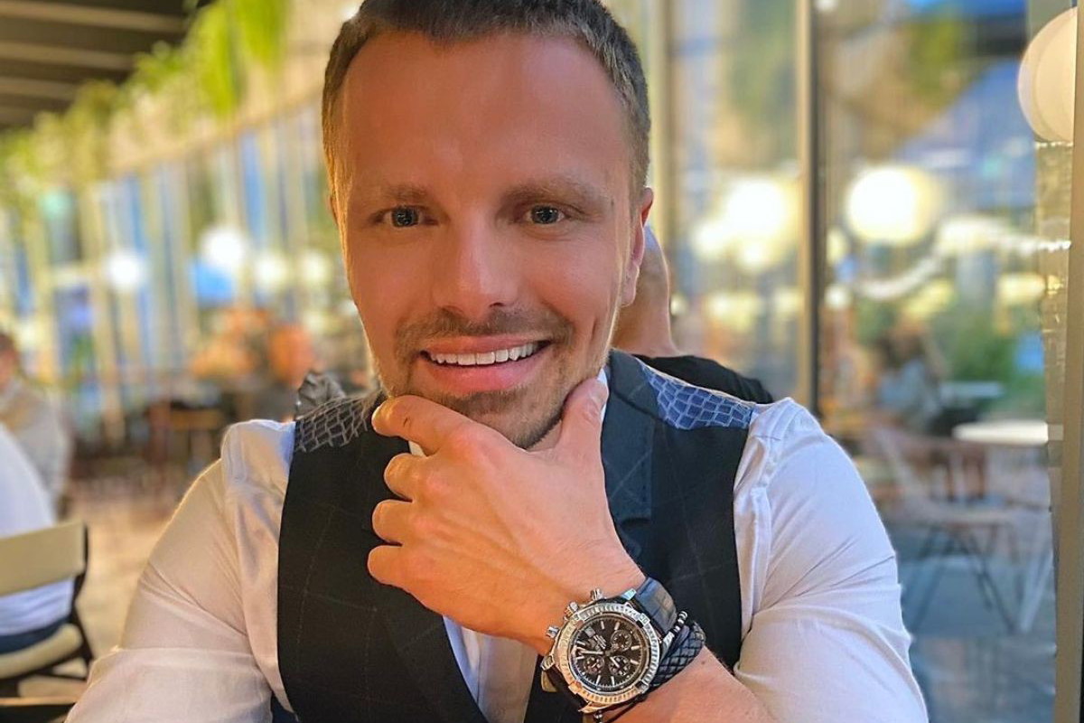 Marcin Hakiel podzielił się zdjęciem z synem i ma powody do świętowania