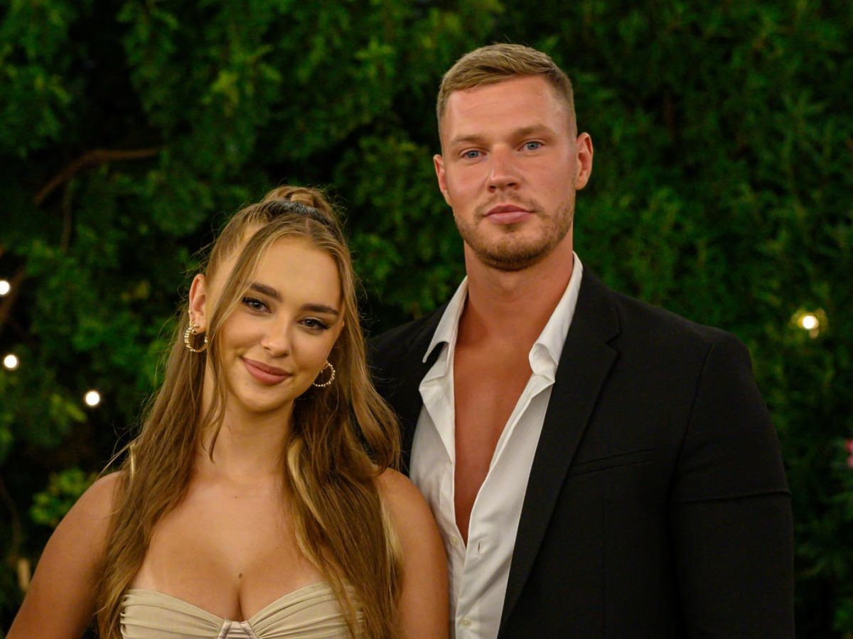 Finaliści Love Island rozstali się? "Dużo pytań czy jesteśmy nadal razem3