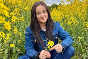 Anna Bardowska pokazała zdjęcie z komunii siostry