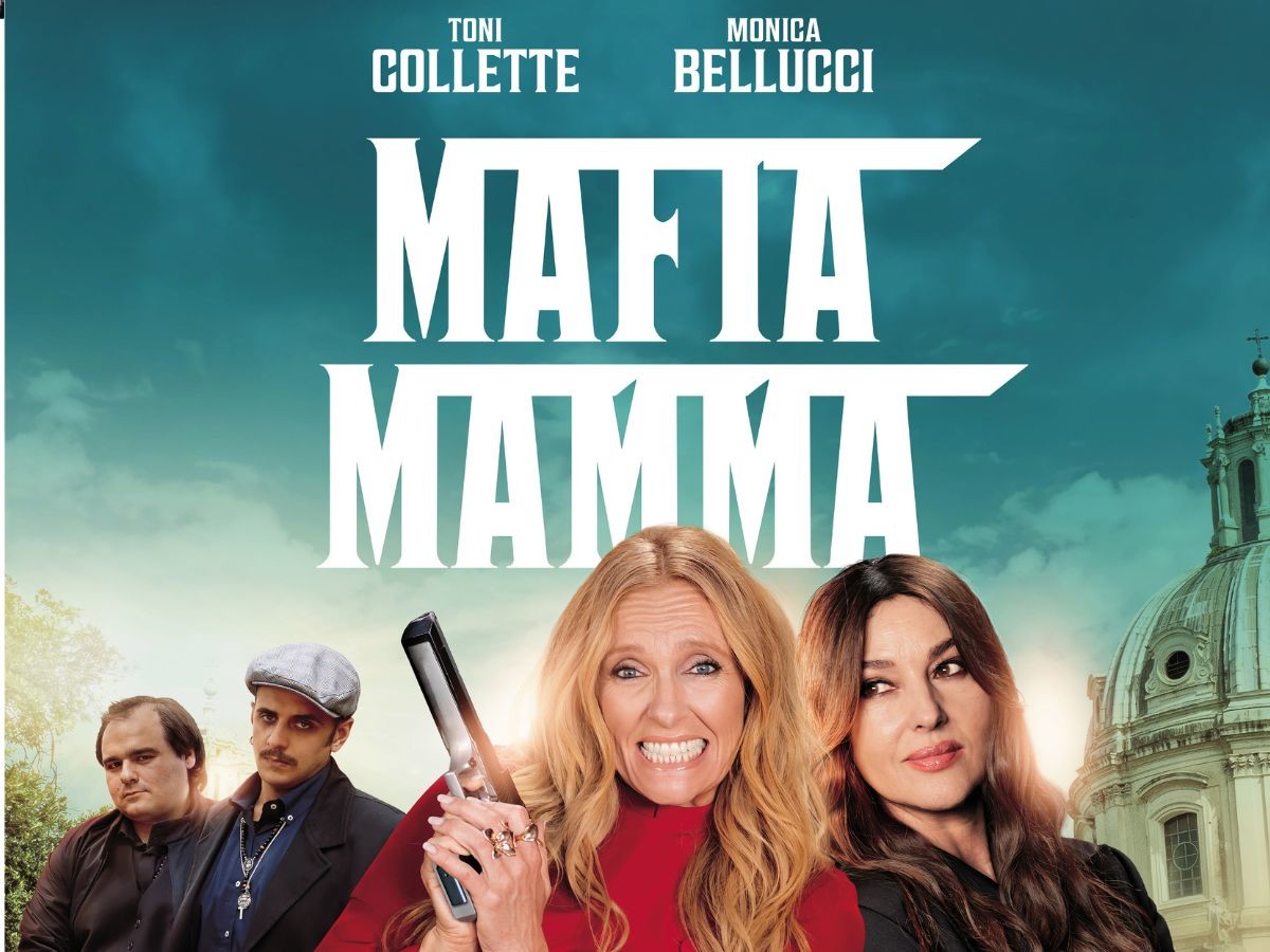 Monica Bellucci wyciąga z kłopotów Toni Collette. Komedia Mafia Mamma w kinach już na Dzień Matki! Zobacz zwiastun i zdjęcia2