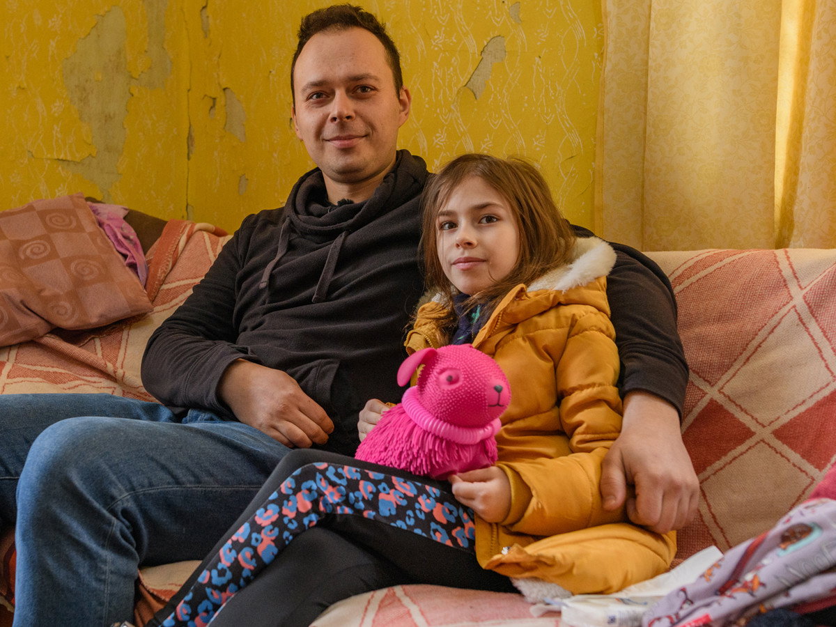 Historia pana Karola i jego córki w Nasz nowy dom