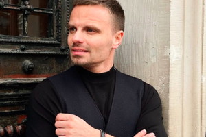 Marcin Hakiel w końcu pokazał twarz partnerki. Tak spędzają czas z córkami.