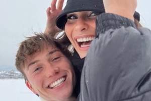 Hotel Paradise 5: Jay i Eliza dzielą się szczęśliwą nowiną2