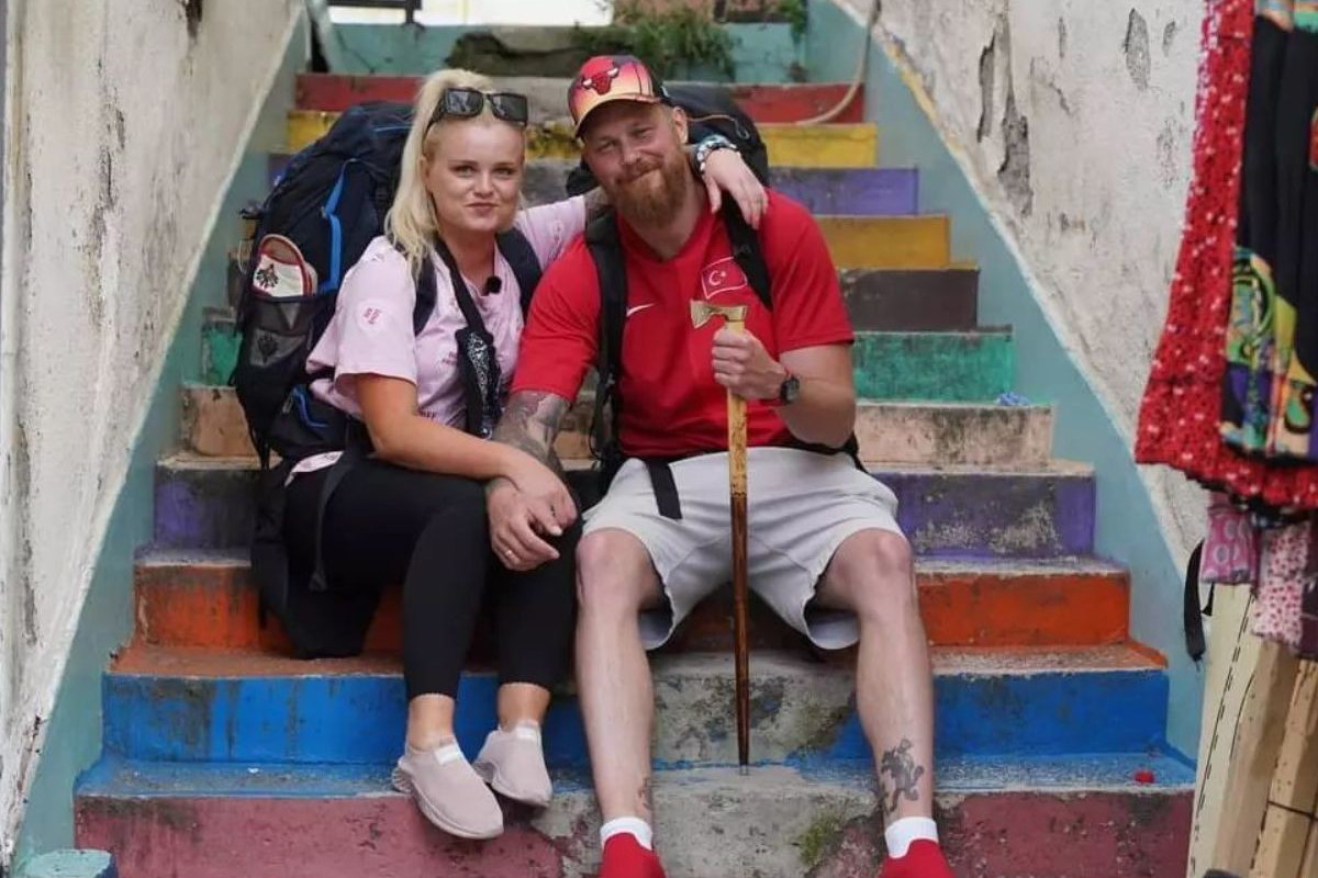 "Azja Express": Katarzyna Gąsienica zaliczyła niefortunną wpadkę. Wszystko przez napis na tabliczce...