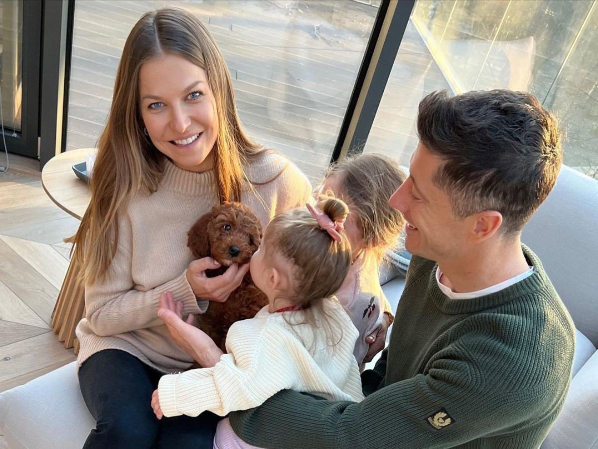 Anna Lewandowska z rodziną