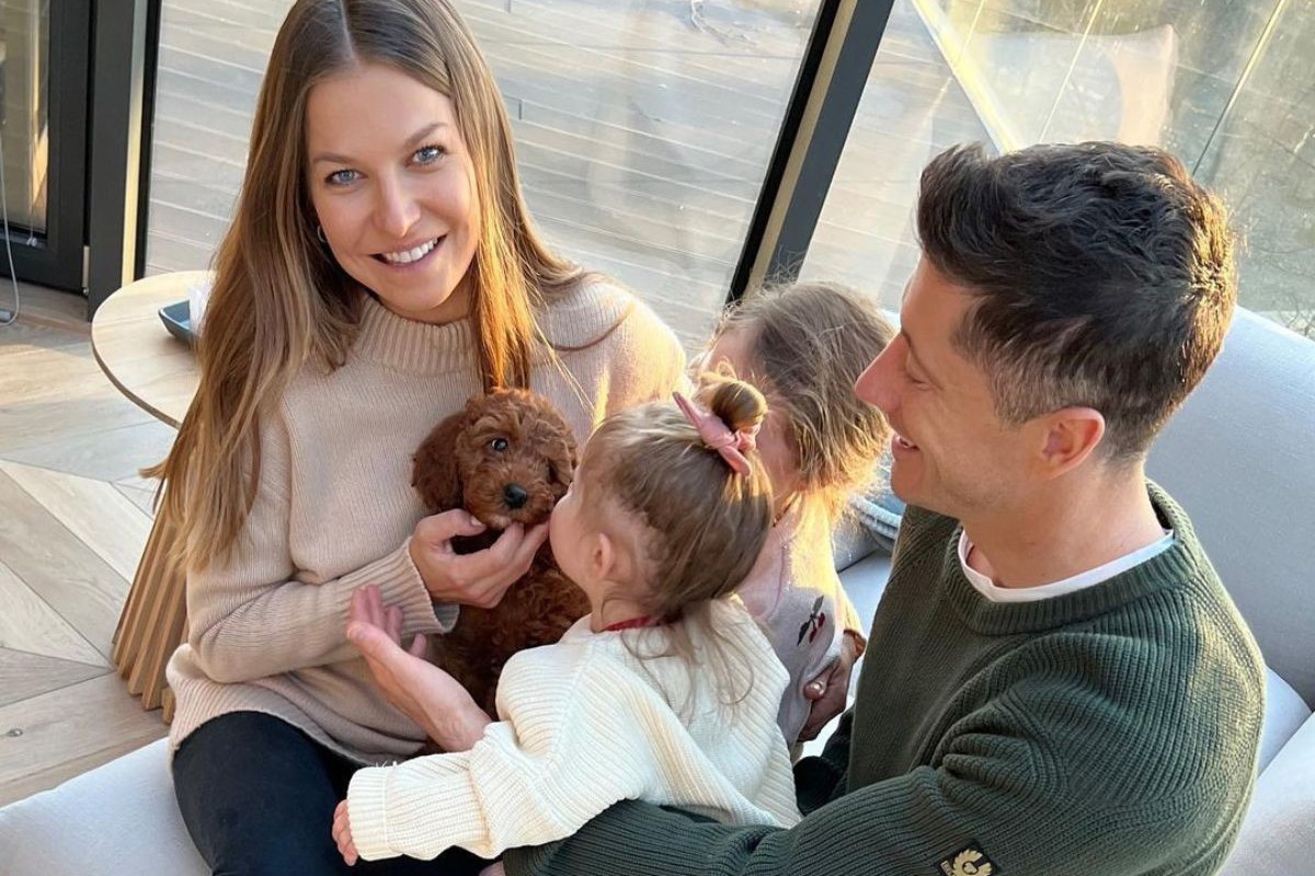 Anna Lewandowska z rodziną