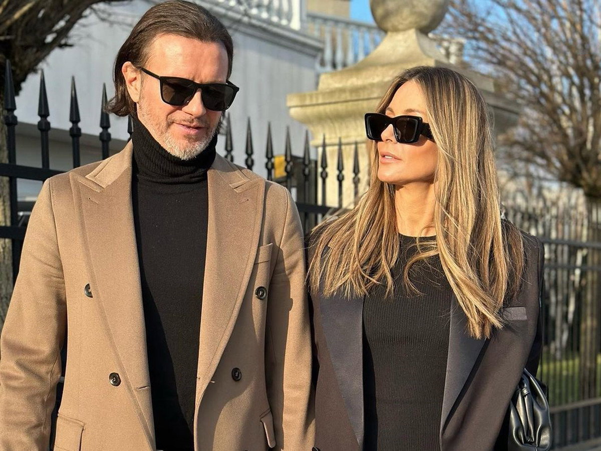 Małgorzata Rozenek i Radosław Majdan na spacerze przed domem