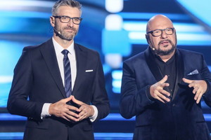 Maciej Dowbor i Piotr Gąsowski na planie Twoja Twarz Brzmi Znajomo