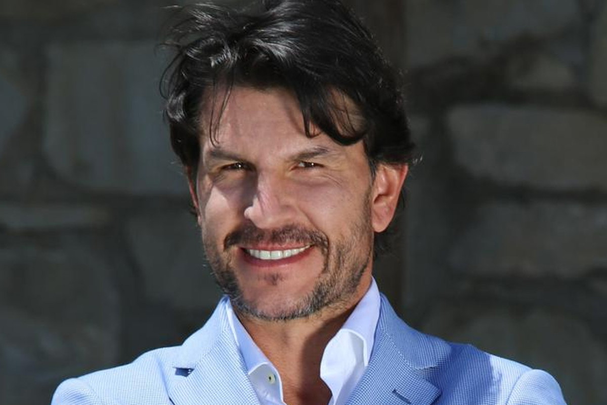 40 kontra 20 - Tom