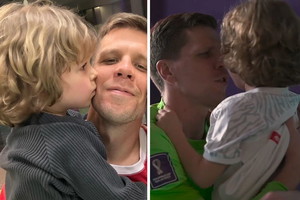 Wojciech Szczęsny pociesza synka