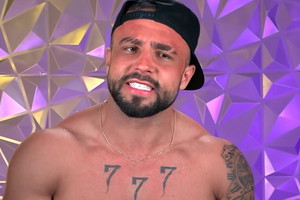 Hotel Paradise 6: Grzegorz