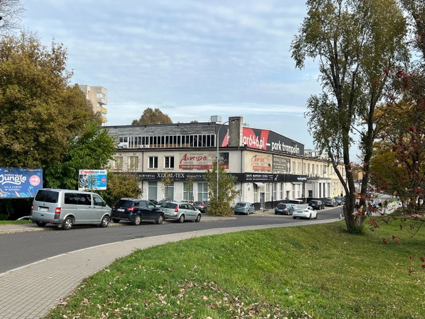 2022.10.16 WarszawaKatarzyna Cichopek z dziecmiFOT SAN/AF EOS