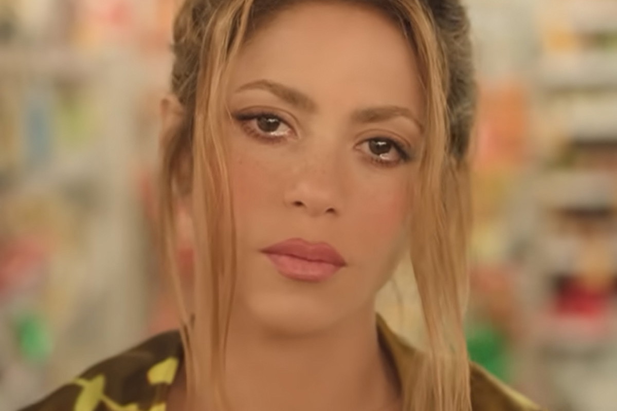 Shakira w teledysku Monotonia nawiązuje do rozstania z Gerardem Pique
