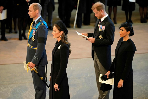 Kondukt ?a?obny z Pa?acu Buckingham do Pa?acu Westminsterskiego