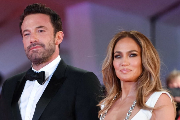 Jennifer Lopez i Ben Affleck wzięli drugi ślub! Warta fortunę uroczystość odbyła się w posiadłości aktora