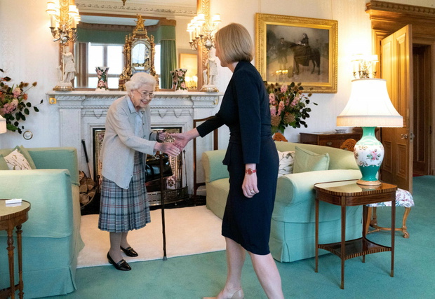Królowa El?bieta powierzy?a misj? sformowania rz?du Liz Truss