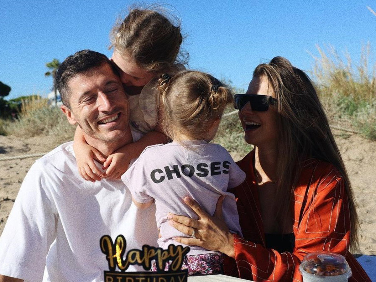 Anna Lewandowska odpowiada na krytykę o życie na pokaz