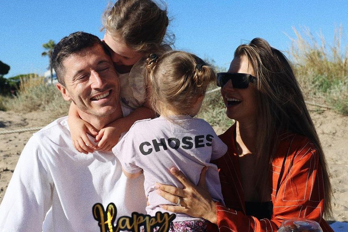 Anna Lewandowska odpowiada na krytykę o życie na pokaz