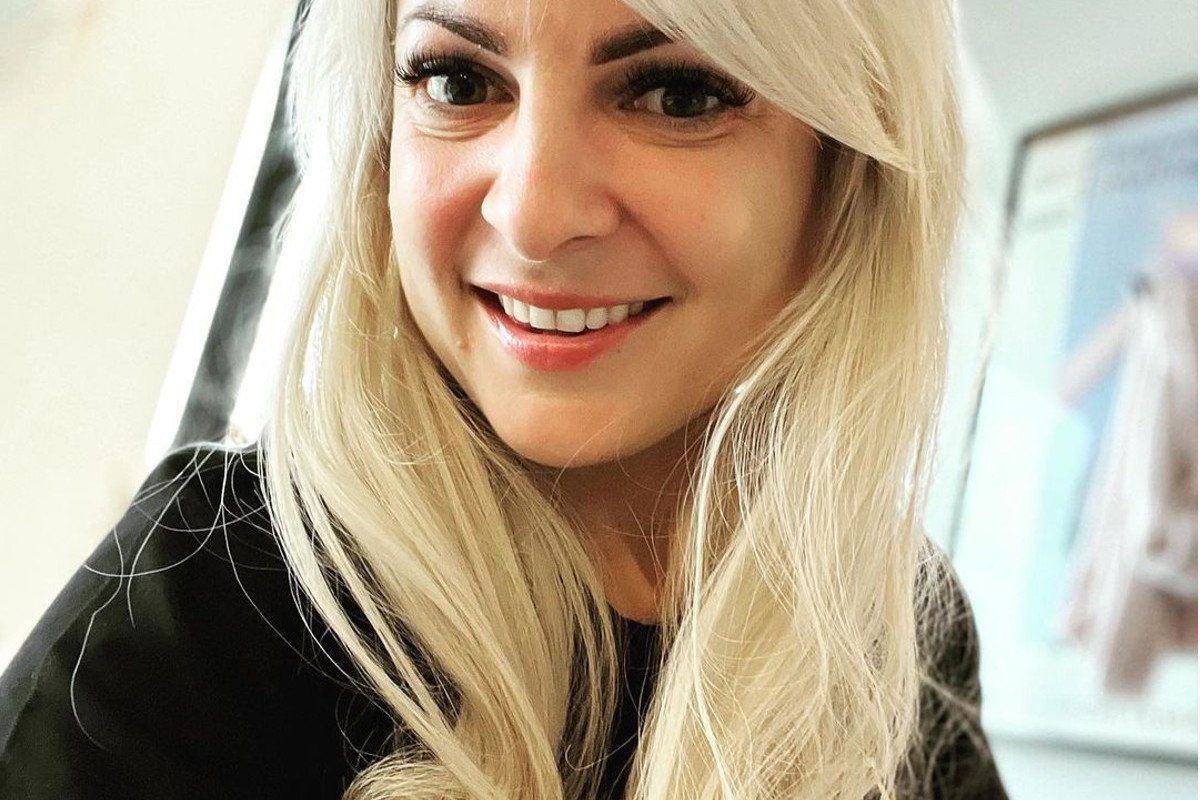 Magdalena Narożna pozuje w bikini bez retuszu. Fani: "jak bogini"
