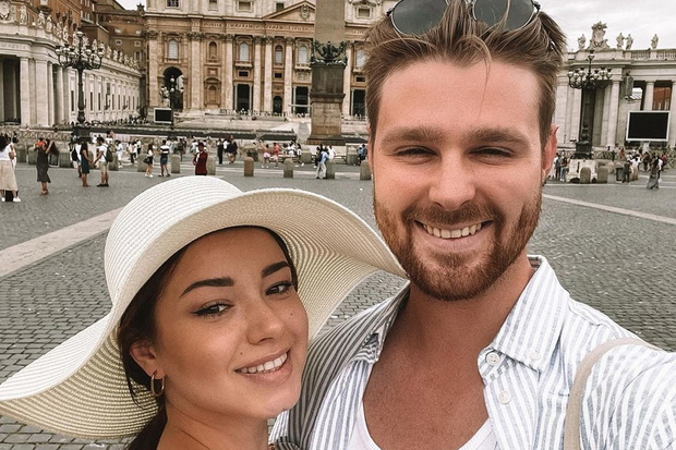 Kara i Marcin z Hotelu Paradise w romantycznej sytuacji