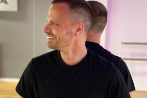 Marcin Hakiel z tajemniczą blondynką