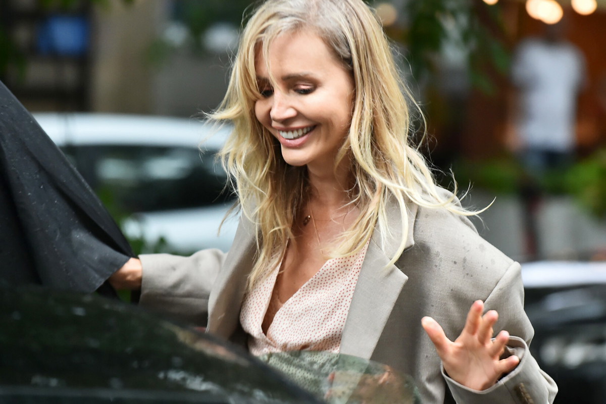 Agnieszka Woźniak-Starak w butach za 3700 zł. To botki Isabel Marant