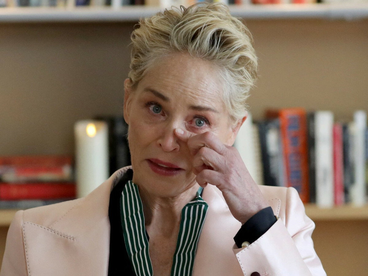 Sharon Stone straciła dziewięć ciąż. "To nie jest mała rzecz ani fizycznie, ani emocjonalnie"