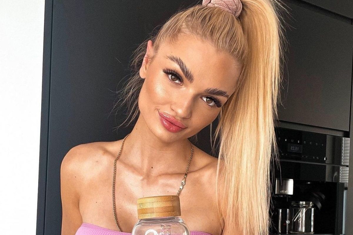Aleksandra Daniel z Love Island skrytykowana za rozmiar biustu