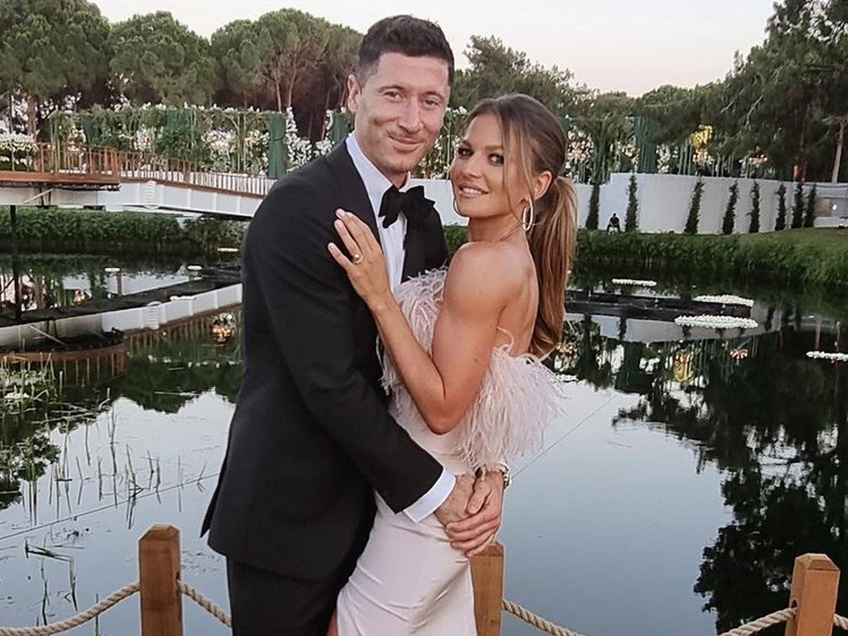 Anna Lewandowska i Robert Lewandowski zachwycają weselnymi stylizacjami