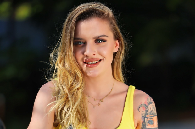Marika z Hotelu Paradise 5