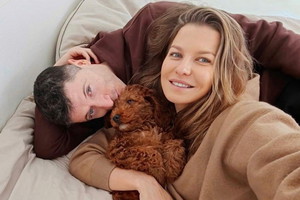 Anna Lewandowska podróżuje z psem