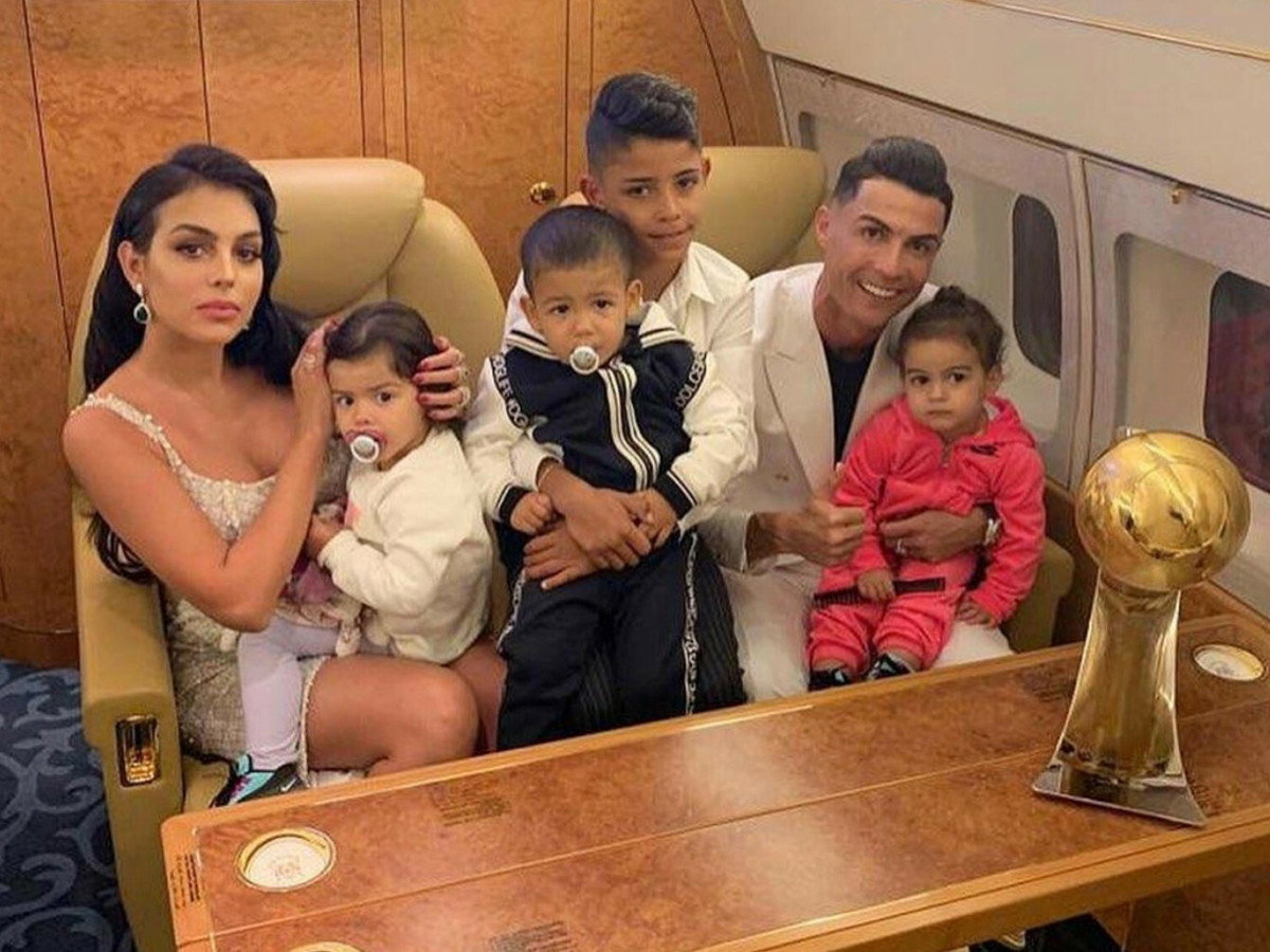 Cristiano Ronaldo pokazał córkę
