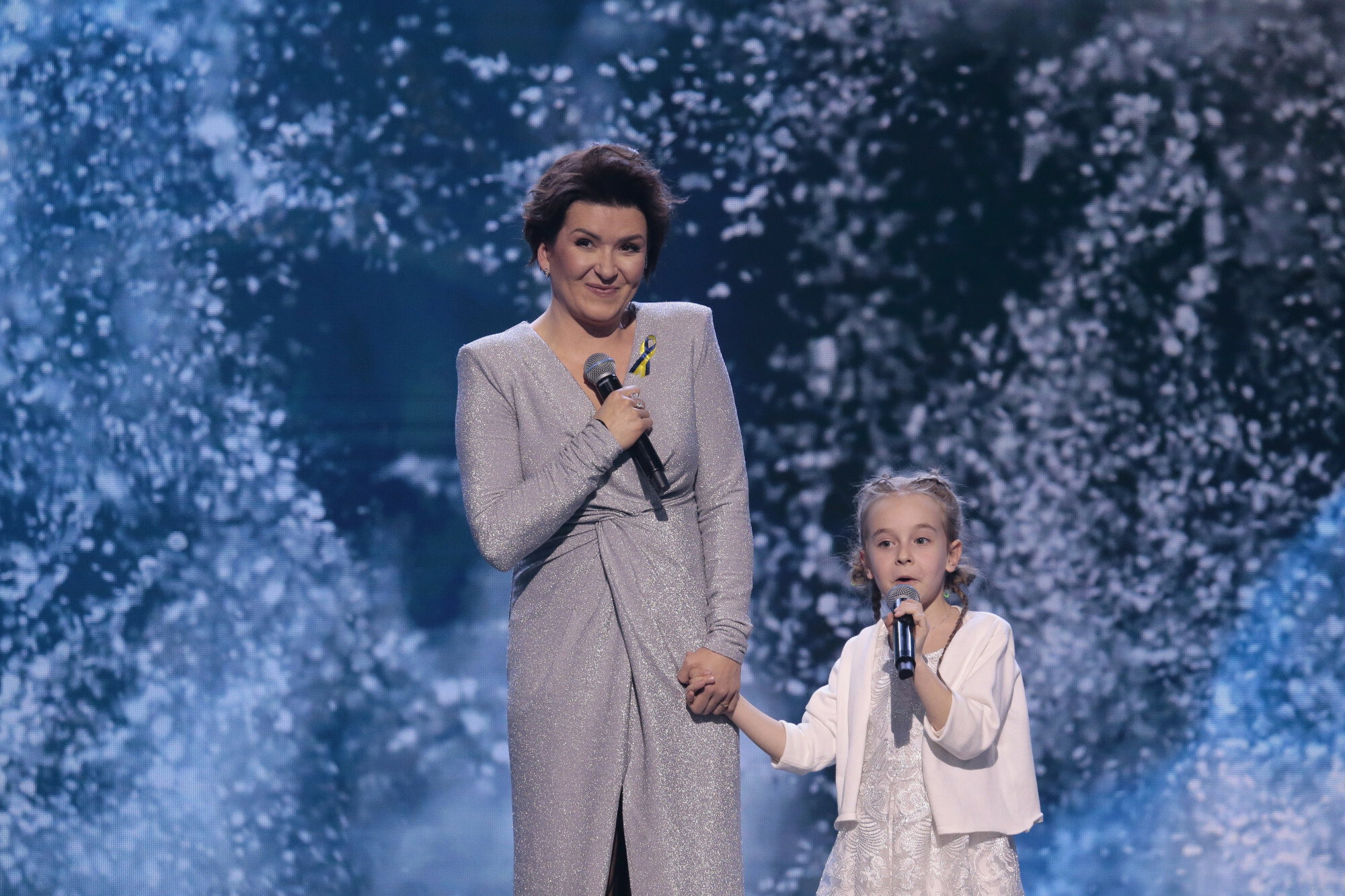 Wiktory 2021: Mała Amelka z Ukrainy zaśpiewała "Mam tę moc"