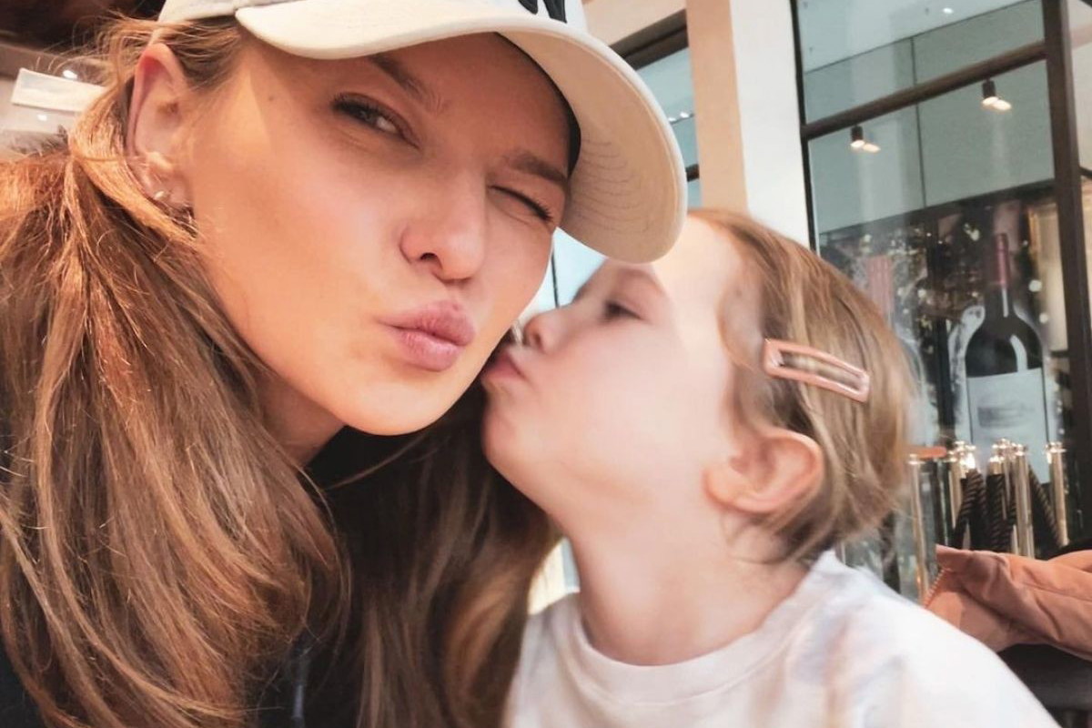 Anna Lewandowska z Klarą Lewandowską