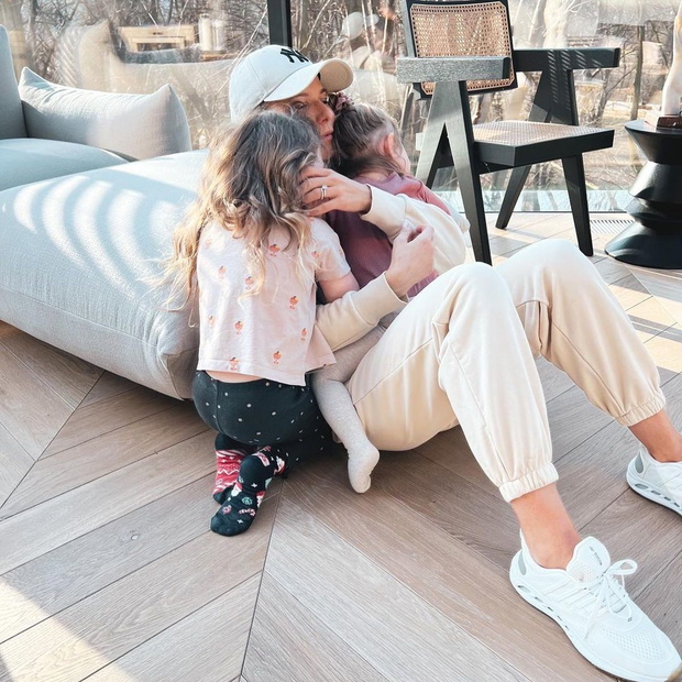Anna Lewandowska z Klara i Laurą