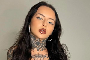 "Hotel Paradise 4": Launo zdradza: "powiększyłam sobie pośladki". Pokazała efekty